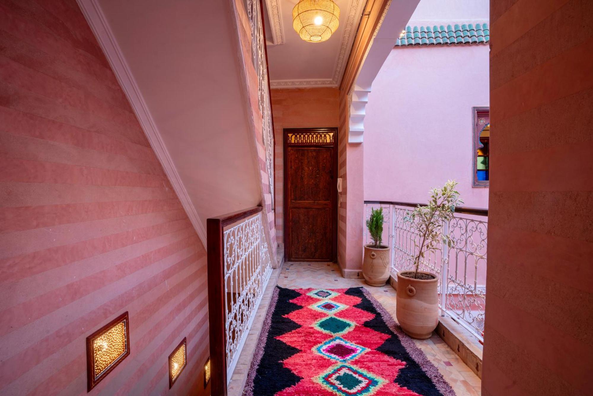 Riad Le Graff Pink Marrakesh Esterno foto