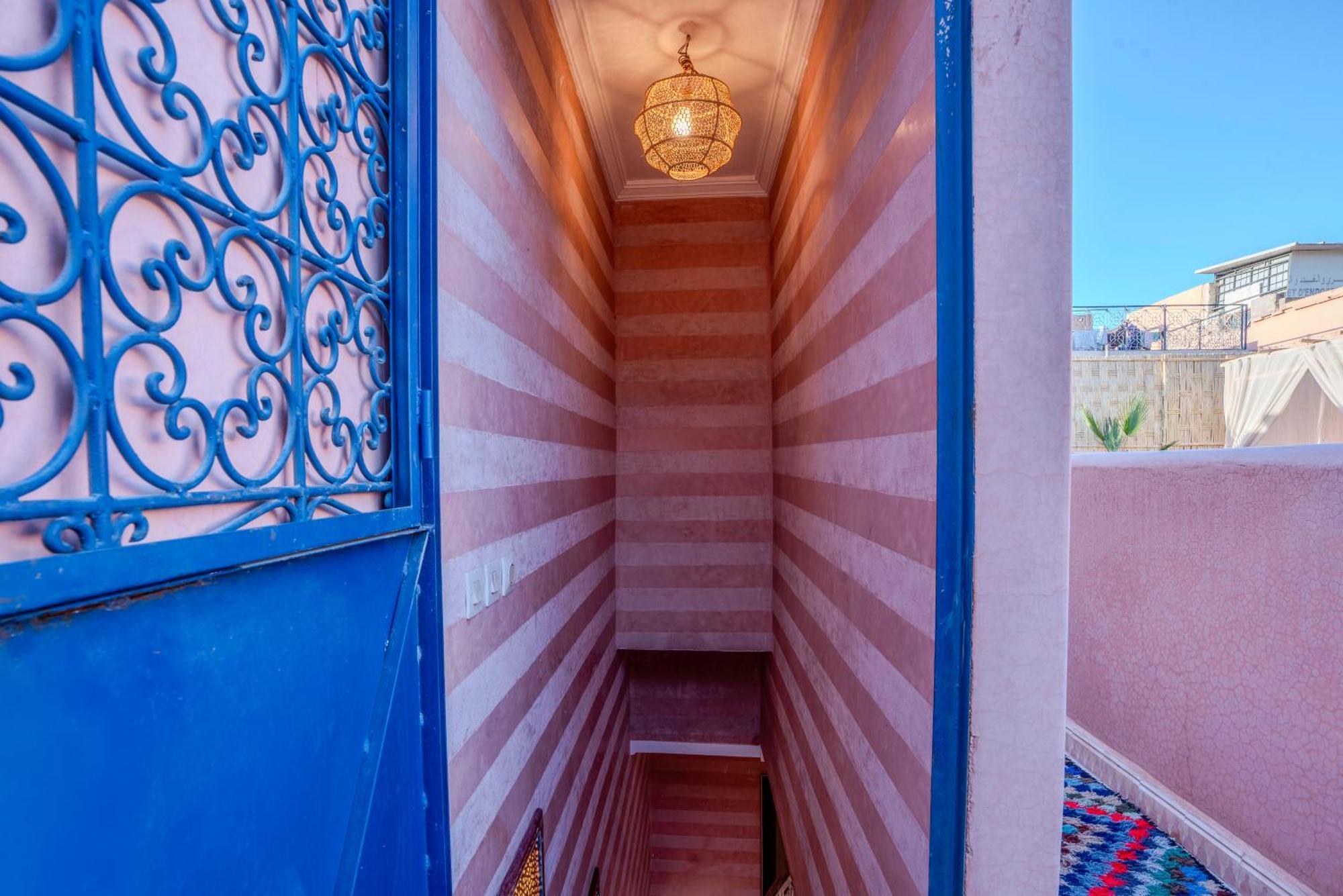 Riad Le Graff Pink Marrakesh Esterno foto