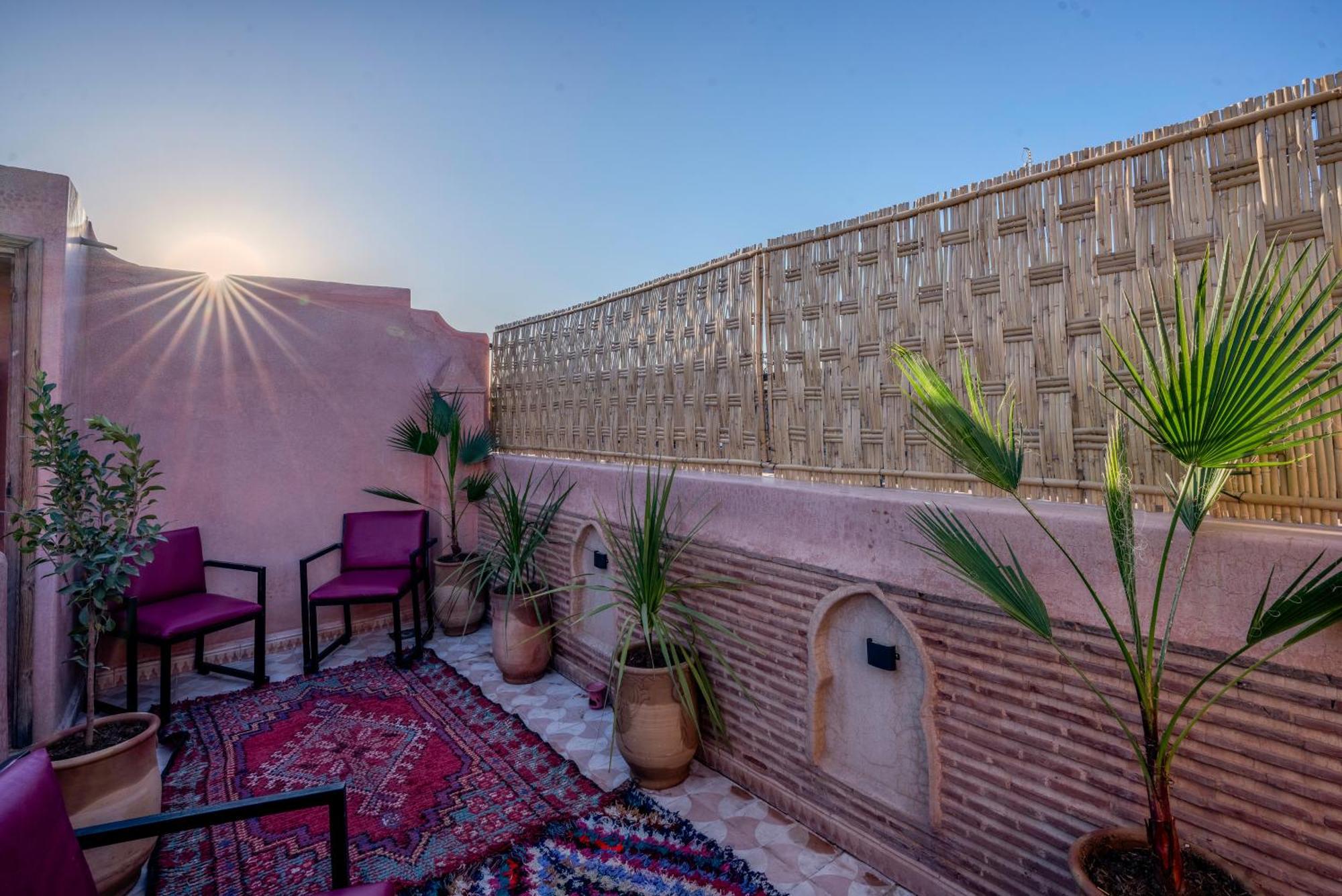 Riad Le Graff Pink Marrakesh Esterno foto