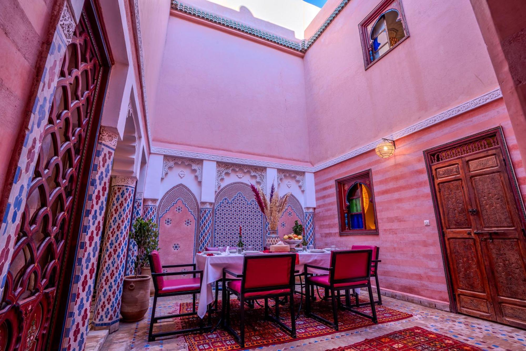 Riad Le Graff Pink Marrakesh Esterno foto